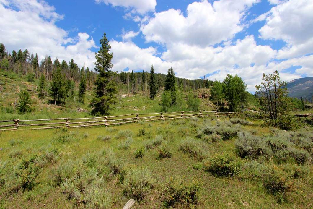 Tonahutu Creek Ranch - Colorado Ranch Company